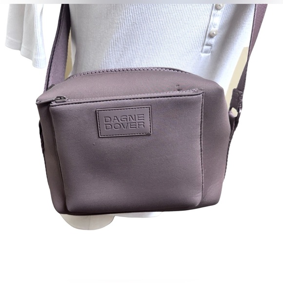 Dagne Dover Micah Crossbody Shoulder Bag in Dune, Mauve, purse, neoprene - Picture 6 of 16